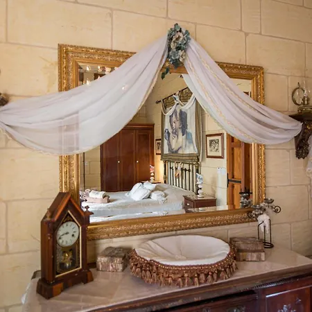 3 Bedroom Farmhouse With Private Pool In Zebbug Gozo Casa vacanze *