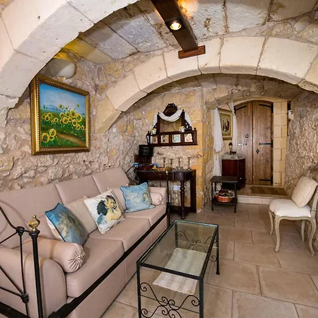 度假居 3 Bedroom Farmhouse With Private Pool In Zebbug Gozo Zebbug (Gozo)